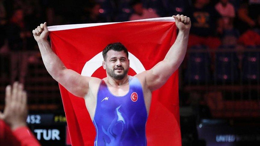 Milli güreşçi Rıza Kayaalp'ten 'yanlış tedavi' iddiası: Olimpiyat kadrosundan çıkarıldı