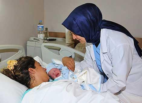 Sare Davutoğlu o doğumu için yaptırmak Gaziantep'te 