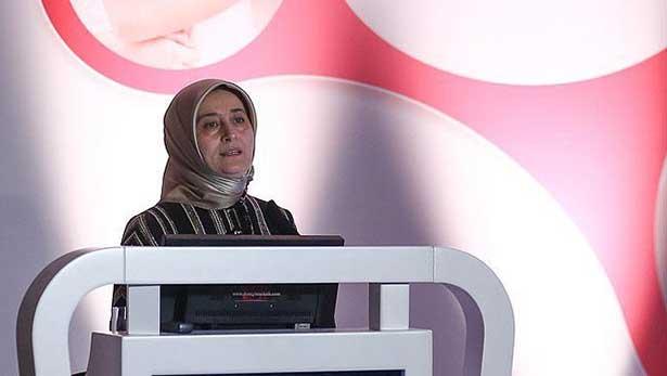 Sare Davutoğlu: Hekimler kendileri için öncelikle sezaryeni tercih ediyorlar