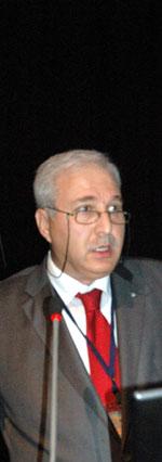 "Hekimler artık yarı tanrısal bir varlık olmadıklarını anlamalı"