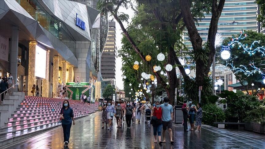 COVID-19'un daha bulaşıcı yeni varyantı XBB, Singapur'da hızla yayılıyor