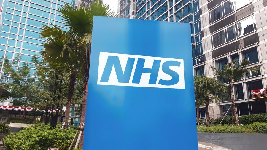 İngiltere'de üst düzey istifa: NHS Başkanı görevi bırakıyor