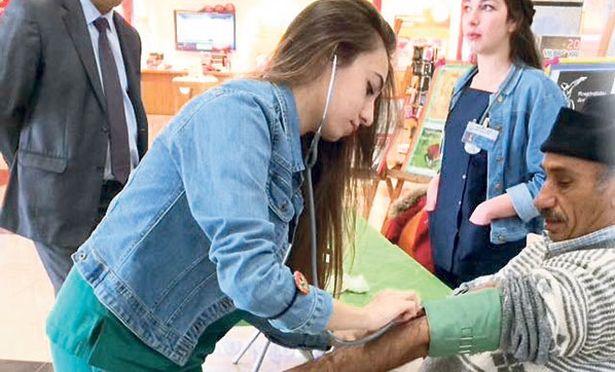 Sağlık Meslek Lisesi’nde okuyan Merve Nur, zorlukları aşıp tıp fakültesini kazandı