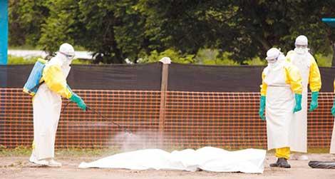 Dünya, Ebola virüsüne karşı alarma geçti