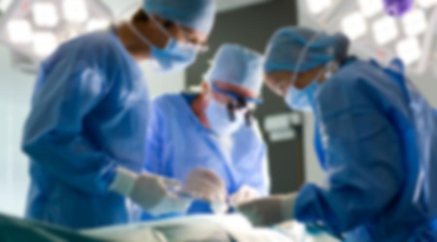 Ameliyatta dikiş ipleri çürük çıktı iddiası! Doktor tutanak tuttu