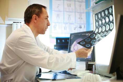 Emekli doktor maaşı 2040’ta bu kadar olacak!