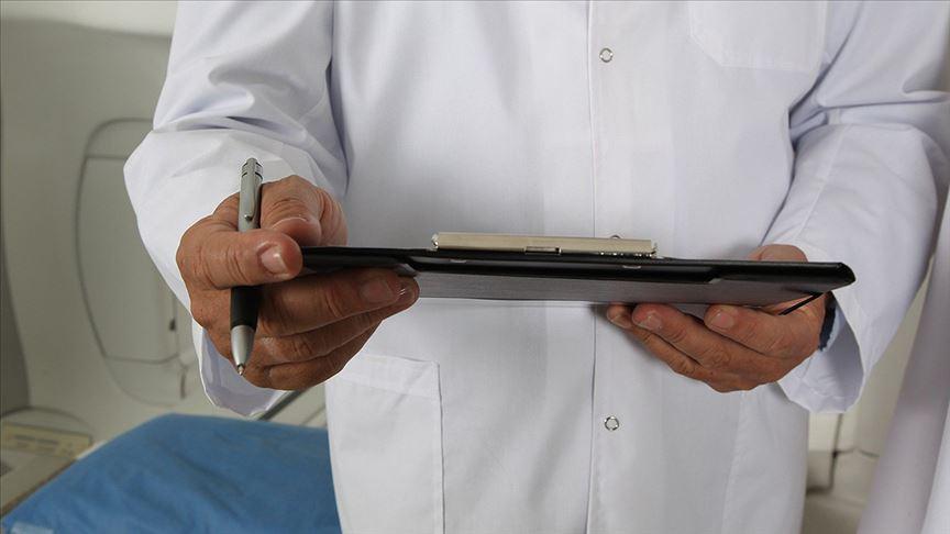 İzmir İl Sağlık Müdürlüğü: Rapor için para istediği öne sürülen doktor açığa alındı