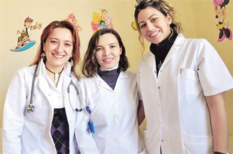 Hakkâri'ye mecburi geldi gönüllü kaldı