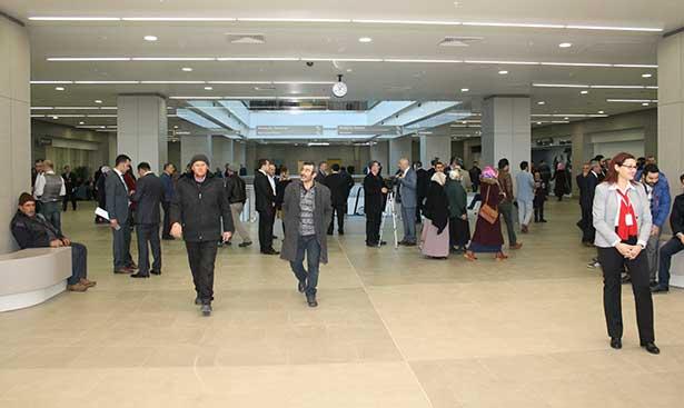 İşte doktorların mesai saatinin 16.00-23.00 olarak düzenleneceği hastane listesi!