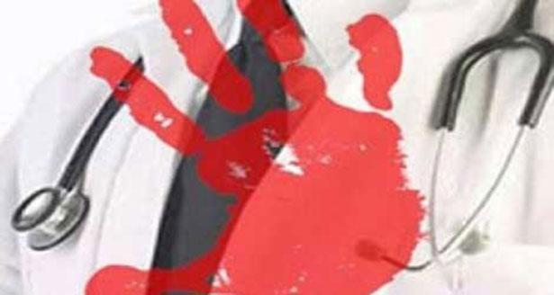 Doktorun hayatını kurtarırken ölümden döndü