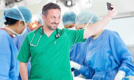 Selfie, burun estetiği taleplerini artırıyor