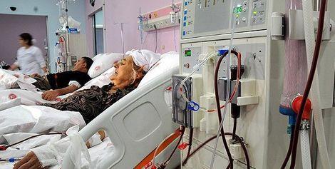 Hastalara canlı yayınla moral desteği
