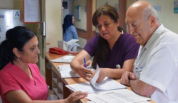 Emekli olan doktor 3 ay dayandı, tekrar hastaneye geri döndü!