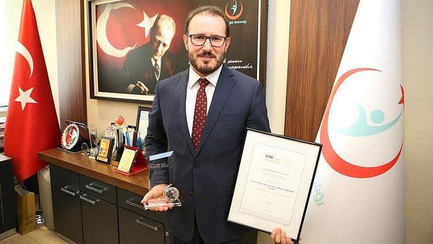 Sağlık Bakanlığı Müsteşar Yardımcısı: 'Dünyadaki en iyi kişisel sağlık sistemine sahibiz' 