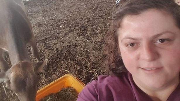 İneğe doğum yaptıran veteriner hekim elektrik akımına kapılarak hayatını kaybetti 