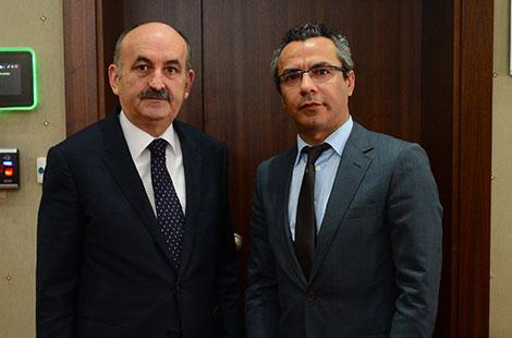 Sağlık Bakanı Müezzinoğlu Medimagazin'e konuştu: Şiddet, performans, mesai saatleri!