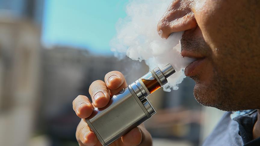 Araştırma: E-sigara, 240 kimyasal maddenin solunmasını sağlıyor