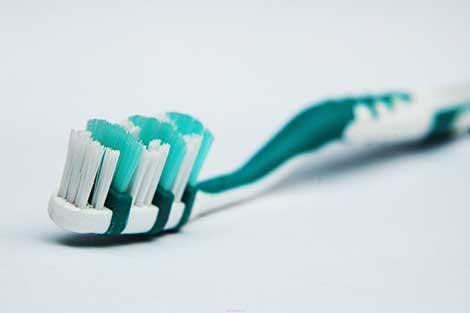 ABD'de yapılan bir araştırma, diş fırçalarına dışkı bulaştığını ortaya koydu