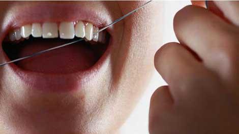 Diş eti hastalığına neler sebep olur?
