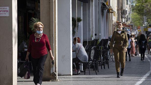İsrail’de kapalı alanlarda maske zorunluluğu kalktı