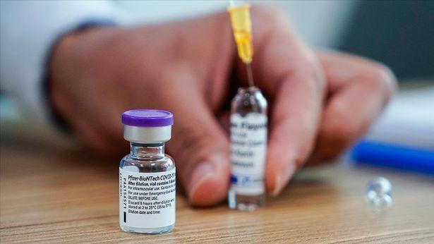 FDA, BioNTech ve Moderna aşılarının üçüncü dozuna onay verdi