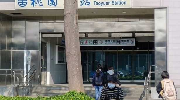 Tayvan'da günlük COVID-19 vaka sayısı 50 bini aşarak en yüksek seviyesini gördü
