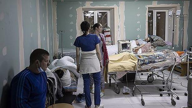 Mariupol'daki çocuk hastanesi saldırısı için Zelenskiy 'savaş suçu' dedi