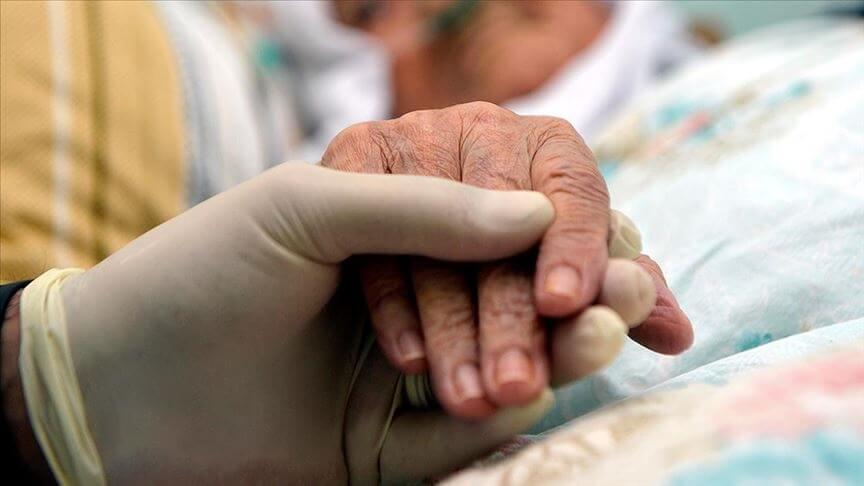 Yeni yönetmelik: 80 yaş üstü kişilere doğrudan evde sağlık hizmeti