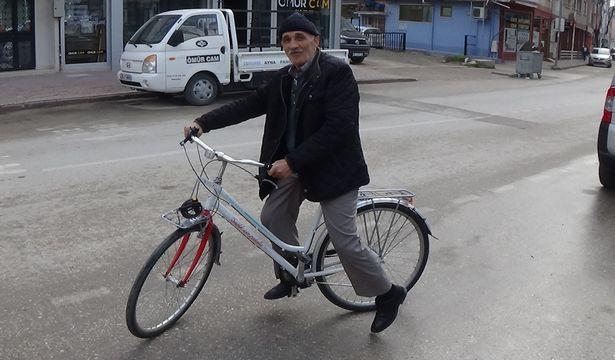 40 yıldır doktora gitmedi, 'Sağlık Bakanlığı bisiklet verdi' dedi