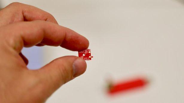 Yıldız Teknik Üniversitesi Teknopark'ta koklear implant sensörü üretildi 