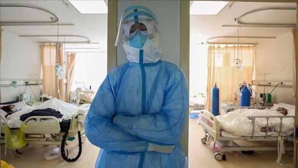 Pandemide 42 hemşire hayatını kaybetti