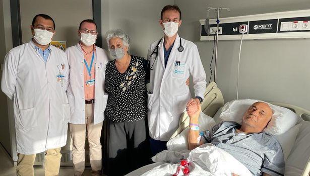 35 yıllık çifte aynı cerrahtan baypas ameliyatı