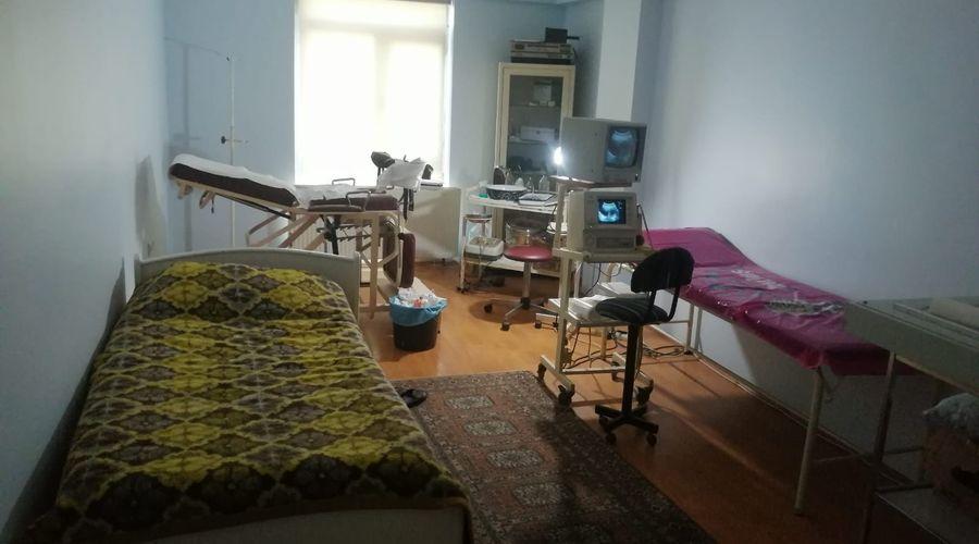 İstanbul’da kaçak muayenehaneye baskın: Emekli doktor gözaltına alındı