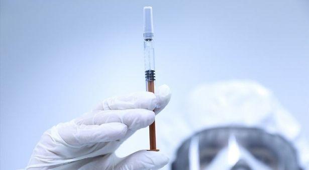 Sağlık Bakanı Koca, engelli vatandaşlara Kovid-19 aşısı yapılmaya başlandığını açıkladı