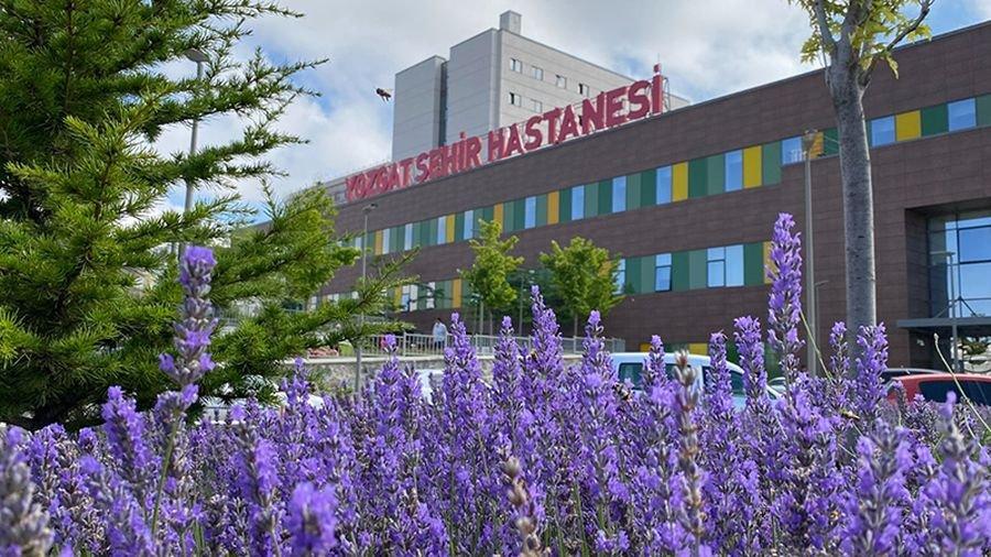 Yozgat Şehir Hastanesi hasta ve ziyaretçilerini lavanta kokusuyla karşılıyor