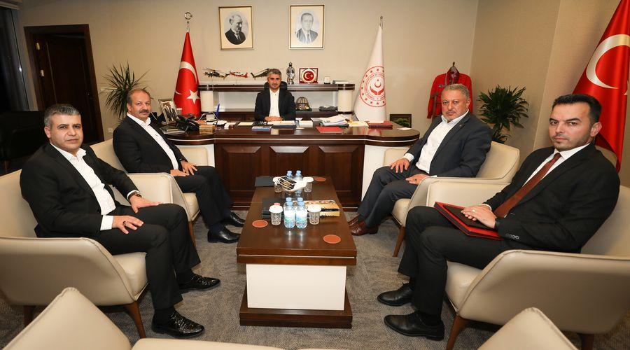 Sağlık-Sen'den ziyaret: Bakan Yardımcısı Tarıkdaroğlu’na sosyal hizmet çalışanlarının talepleri iletildi
