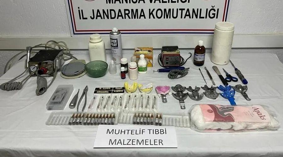 Manisa'da diplomasız ve seyyar diş hekimliği yapan 2 kişi suçüstü yakalandı