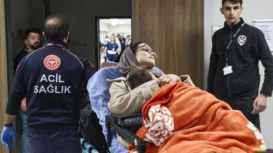 Türkiye'ye getirilen Gazzeli hastalar Etlik Şehir Hastanesinde