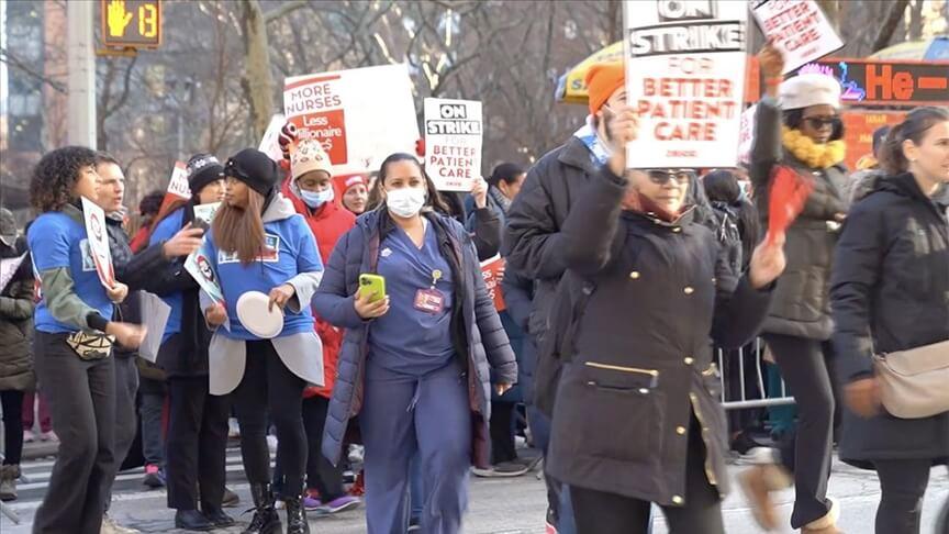 New York'ta 7 binden fazla hemşire greve gitti