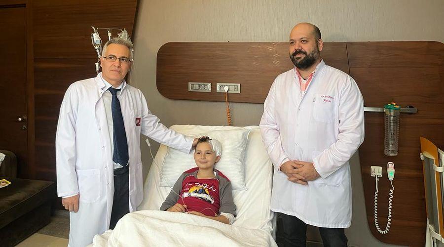 Romanya’da doktorlar cesaret edemedi: Minik Mateo beynindeki tümörden Türkiye’de kurtuldu