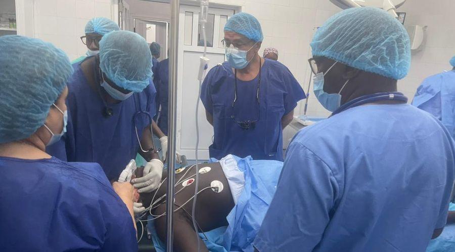 Senegal'de ilk organ naklini gerçekleştiren Türk ekip: 4 günde 3 nakil yaptık