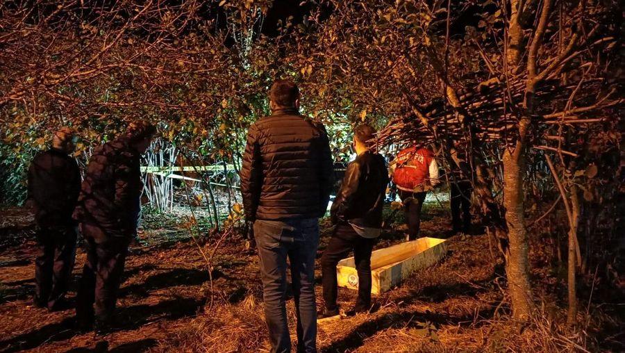 Trabzon'da doktor evinin bahçesinde ölü bulundu