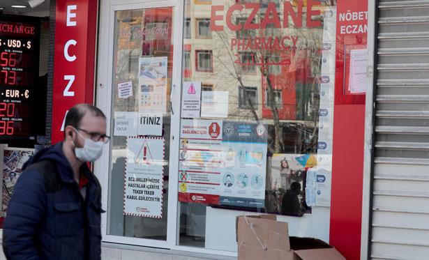 İstanbul Eczacılar Odası Başkanı Sarıalioğlu: Eczanelere 2.5 milyon ücretsiz maske dağıtıldı