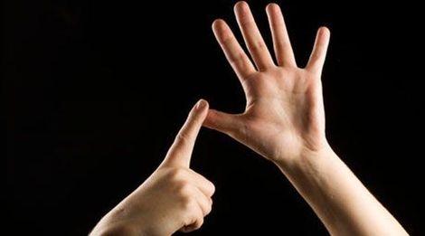 Sağlık çalışanlarına 'işaret dili' eğitimi