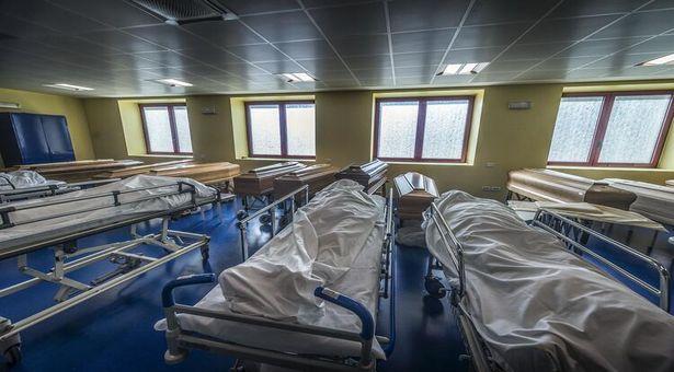 İtalya'da salgının vurduğu hastane ilk kez görüntülendi...