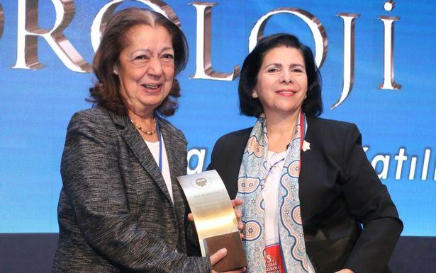 Türk Nöroloji Derneği 2019 ödülleri sahiplerini buldu 